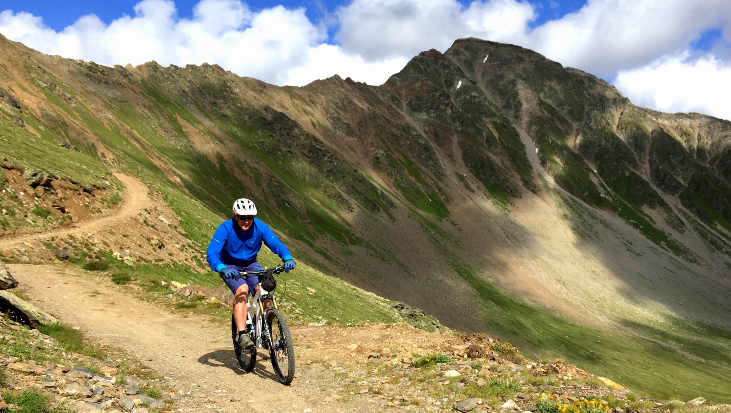 Cyclist on a mountain road